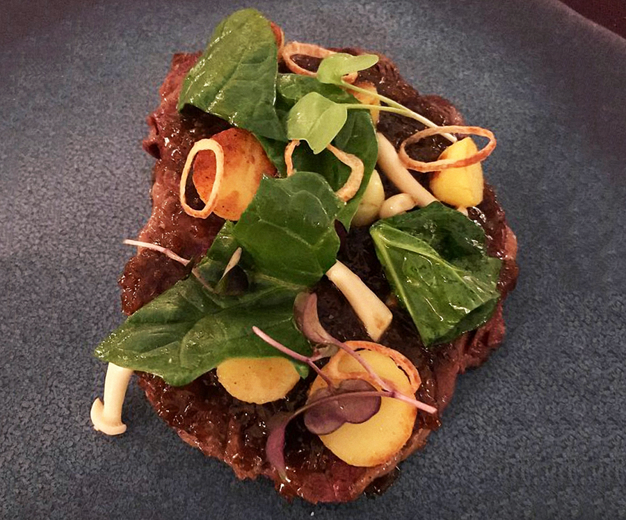 ../Images/HUANG,MIN-YI.Russia.Turandot Restaurant.jpg